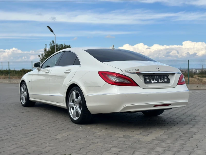 Mercedes-Benz CLS 350 83000 км, снимка 5 - Автомобили и джипове - 47274470