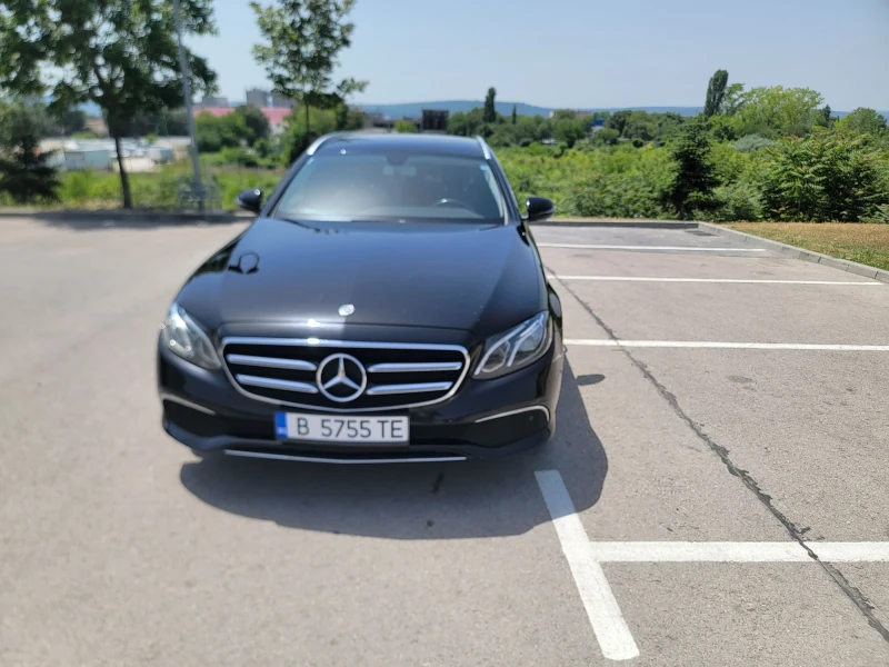 Mercedes-Benz E 300, снимка 1 - Автомобили и джипове - 48202968