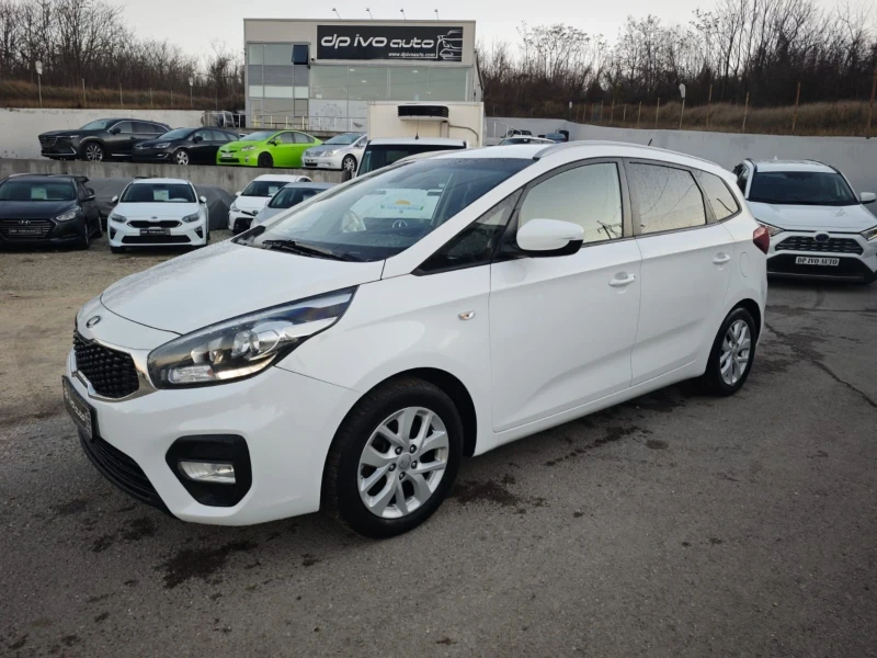 Kia Carens 1.7CRDI* FACE* ПОДАРЪК 4 ЗИМНИ ГУМИ* ОТЛИЧЕН* ТОПЦ, снимка 1 - Автомобили и джипове - 48338715