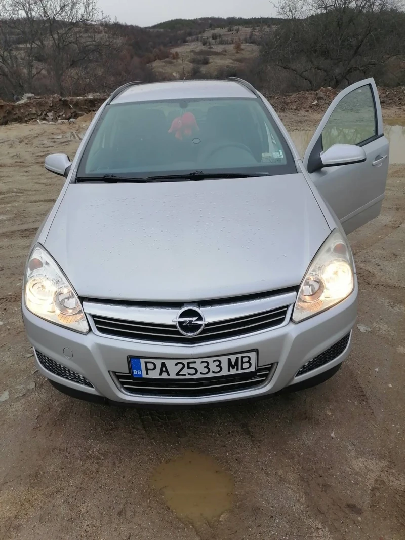 Opel Astra 1.7 CDTI 6 скорости, снимка 1 - Автомобили и джипове - 48460629