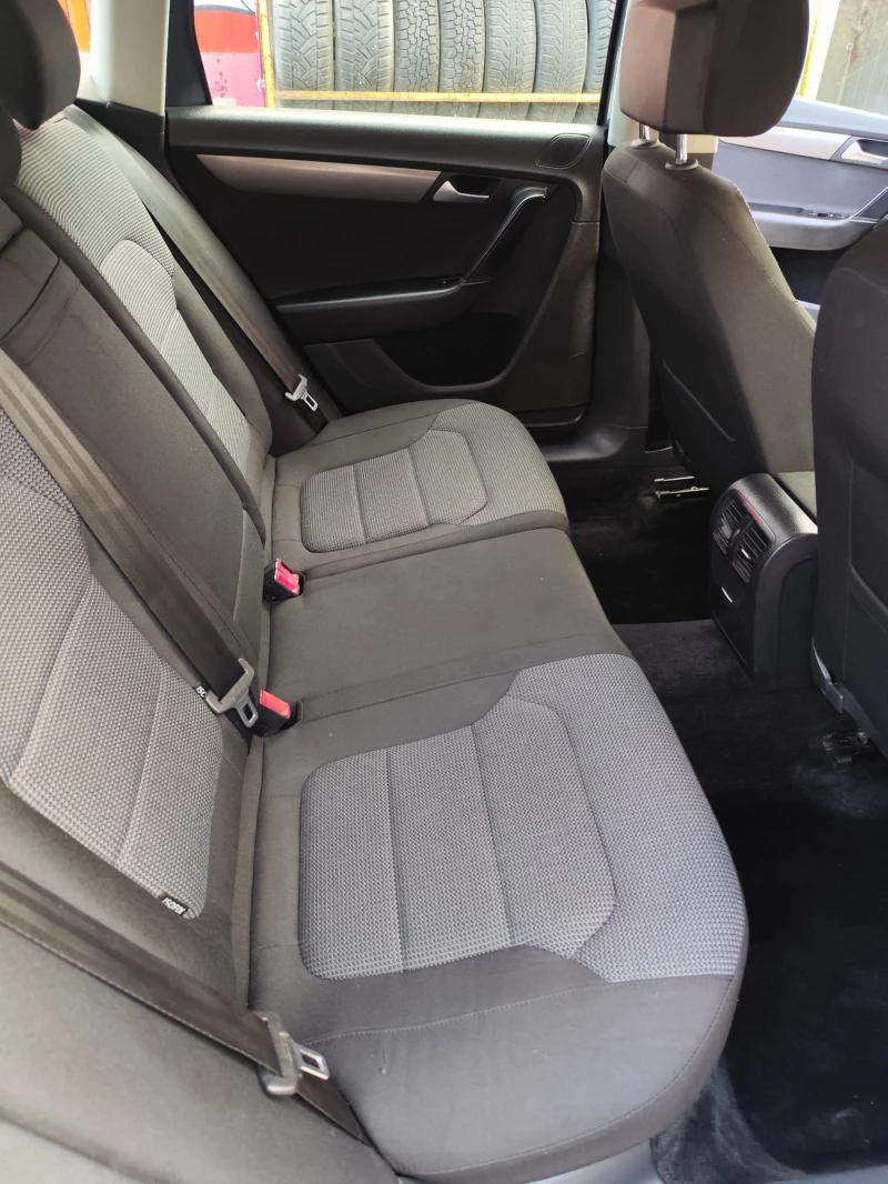 VW Passat 2.0 TDI 170 к.с., снимка 9 - Автомобили и джипове - 51493208