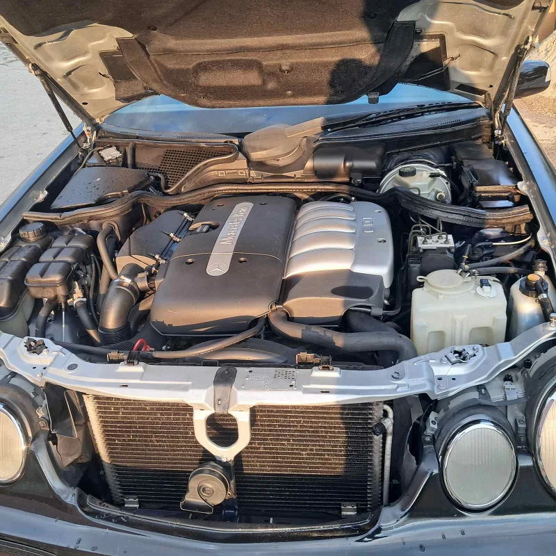 Mercedes-Benz E 270 Катафалка, снимка 13 - Автомобили и джипове - 52833228
