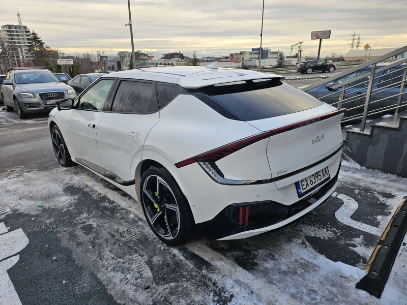 Kia EV6 GT, снимка 4 - Автомобили и джипове - 53049114
