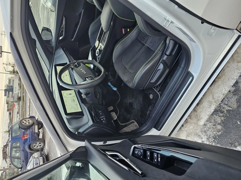 Kia EV6 GT, снимка 6 - Автомобили и джипове - 53049114