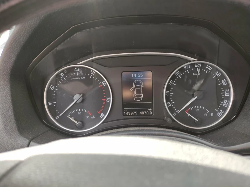 Skoda Octavia, снимка 9 - Автомобили и джипове - 53063914