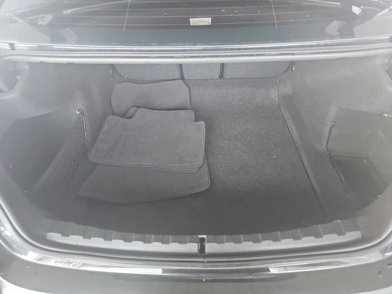 BMW 330 i | ДВА КЛЮЧА | ШИБЕДАХ | BLIND SPOT | , снимка 16 - Автомобили и джипове - 53299456