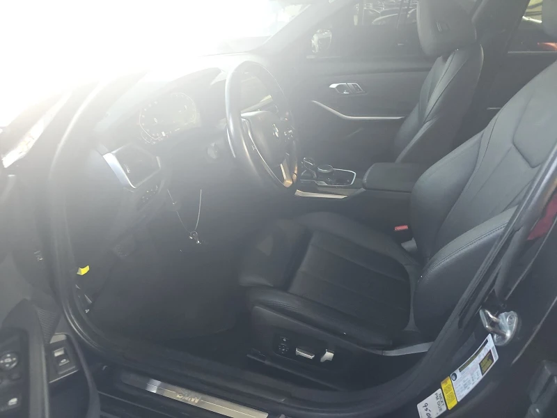 BMW 330 i | ДВА КЛЮЧА | ШИБЕДАХ | BLIND SPOT | , снимка 7 - Автомобили и джипове - 53299456