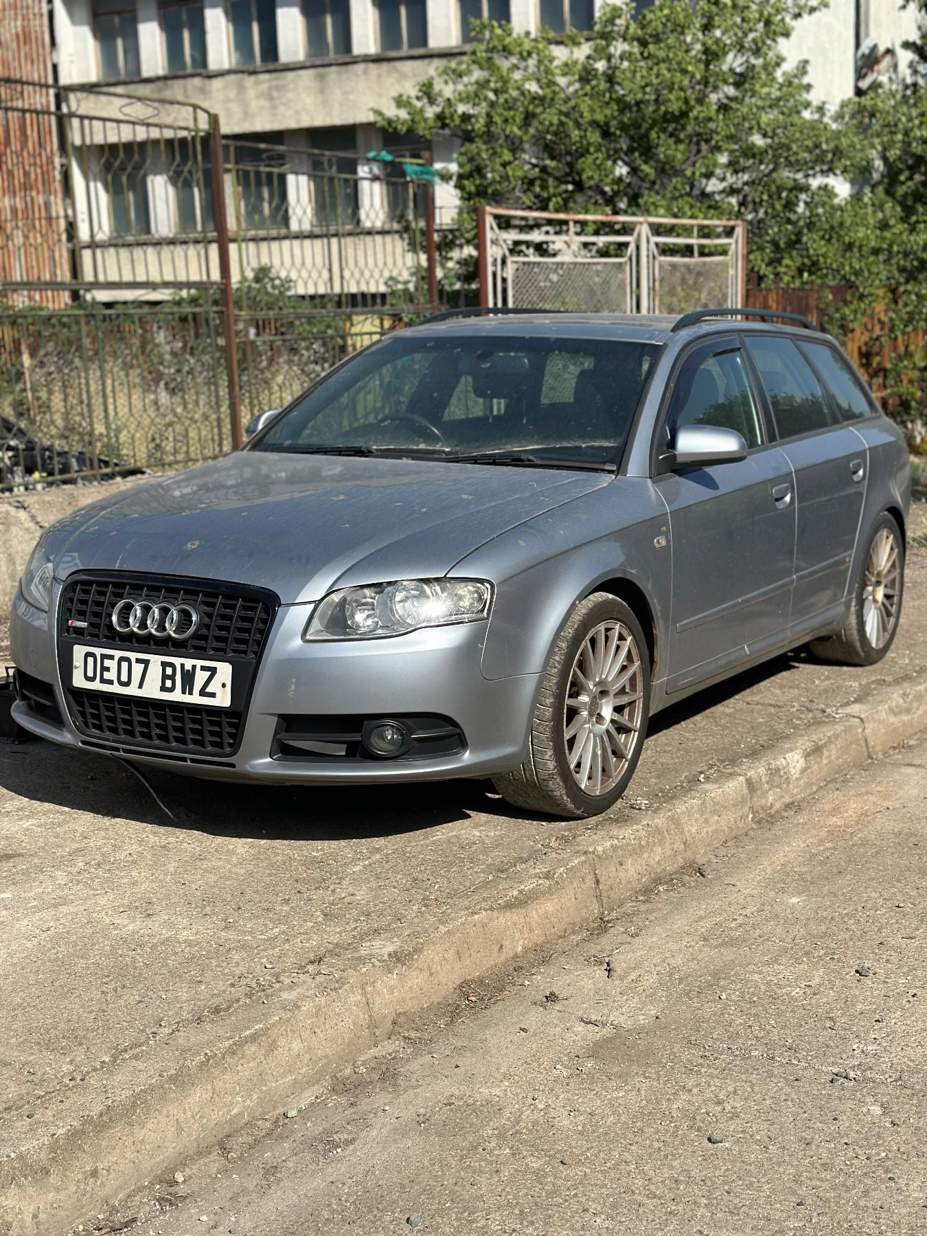 Audi A4 2.0tdi BRD 170 - изображение 2