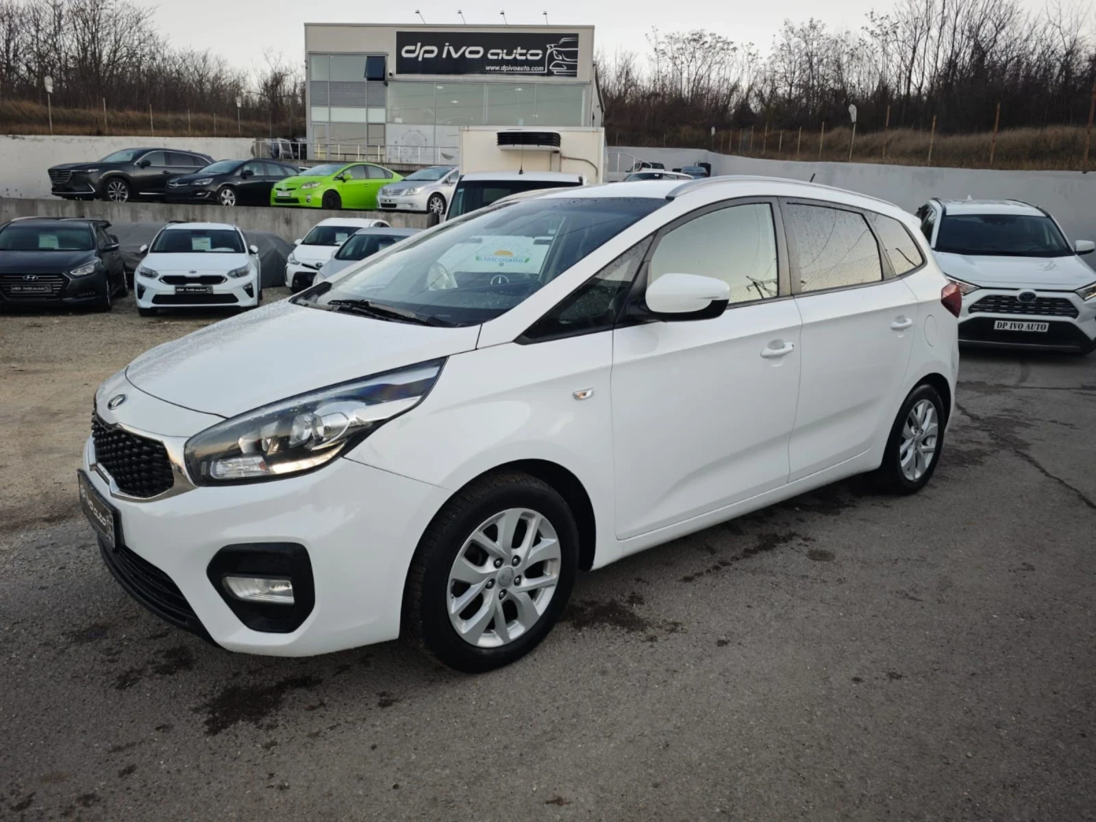 Kia Carens 1.7CRDI* FACE* ПОДАРЪК 4 ЗИМНИ ГУМИ* ОТЛИЧЕН* ТОПЦ - [1] 