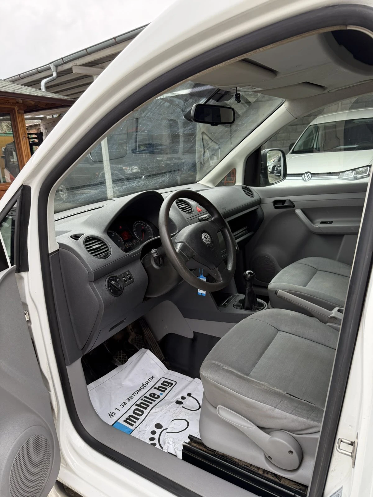 VW Caddy Maxi Life | Mobile.bg — изображение 12
