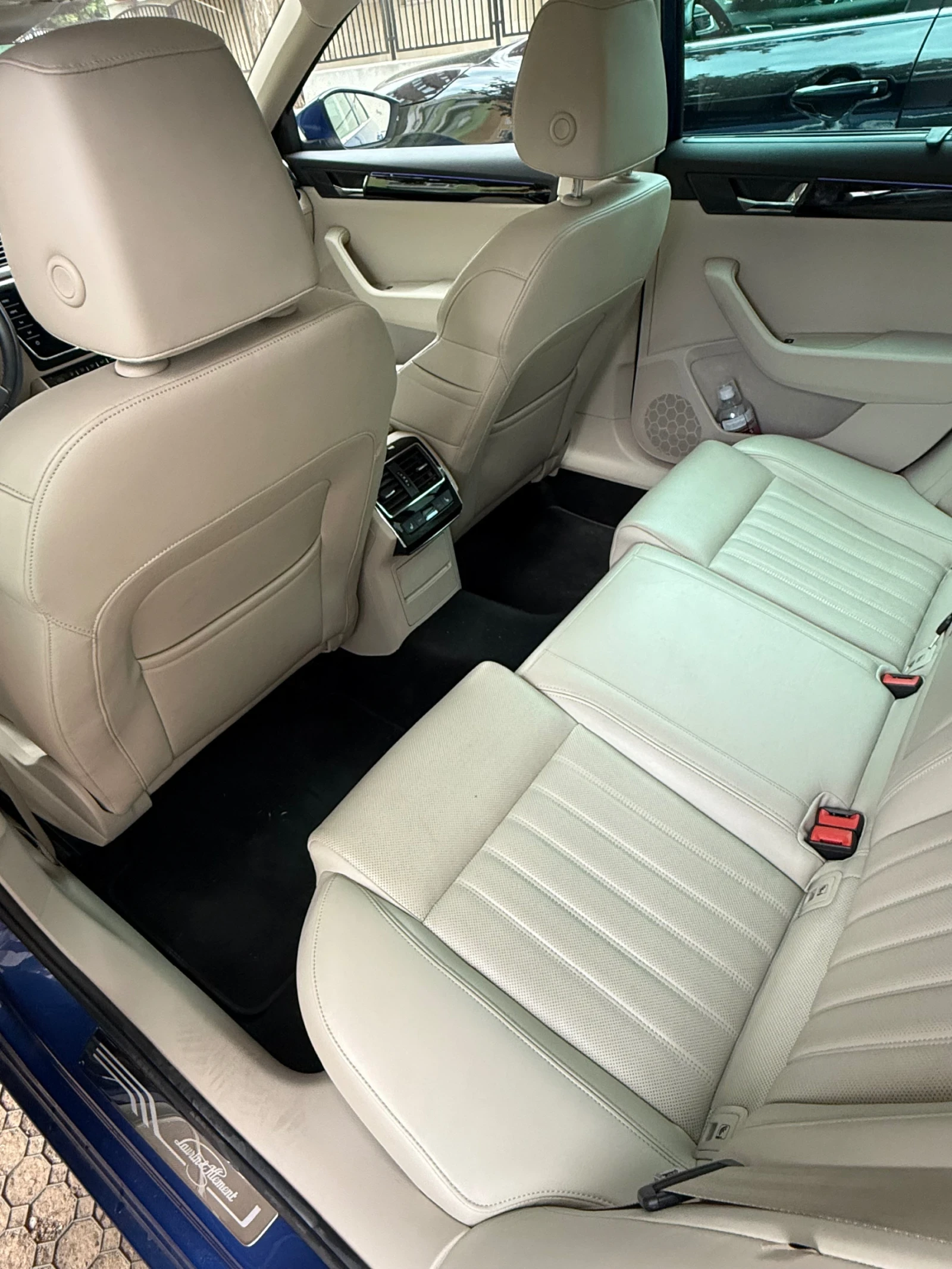 Skoda Superb 2.0TSI L&K - изображение 6