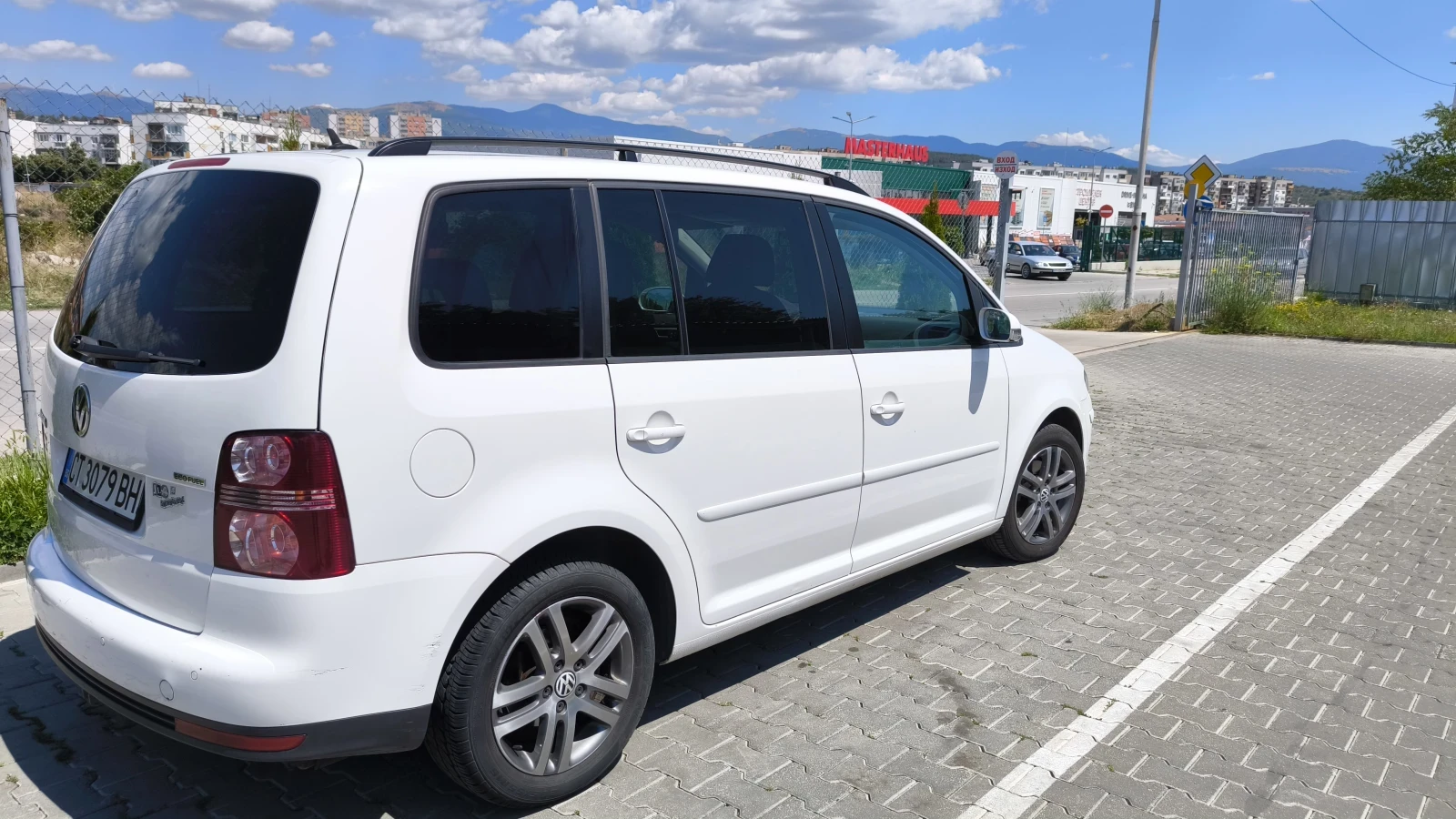 VW Touran  - изображение 2