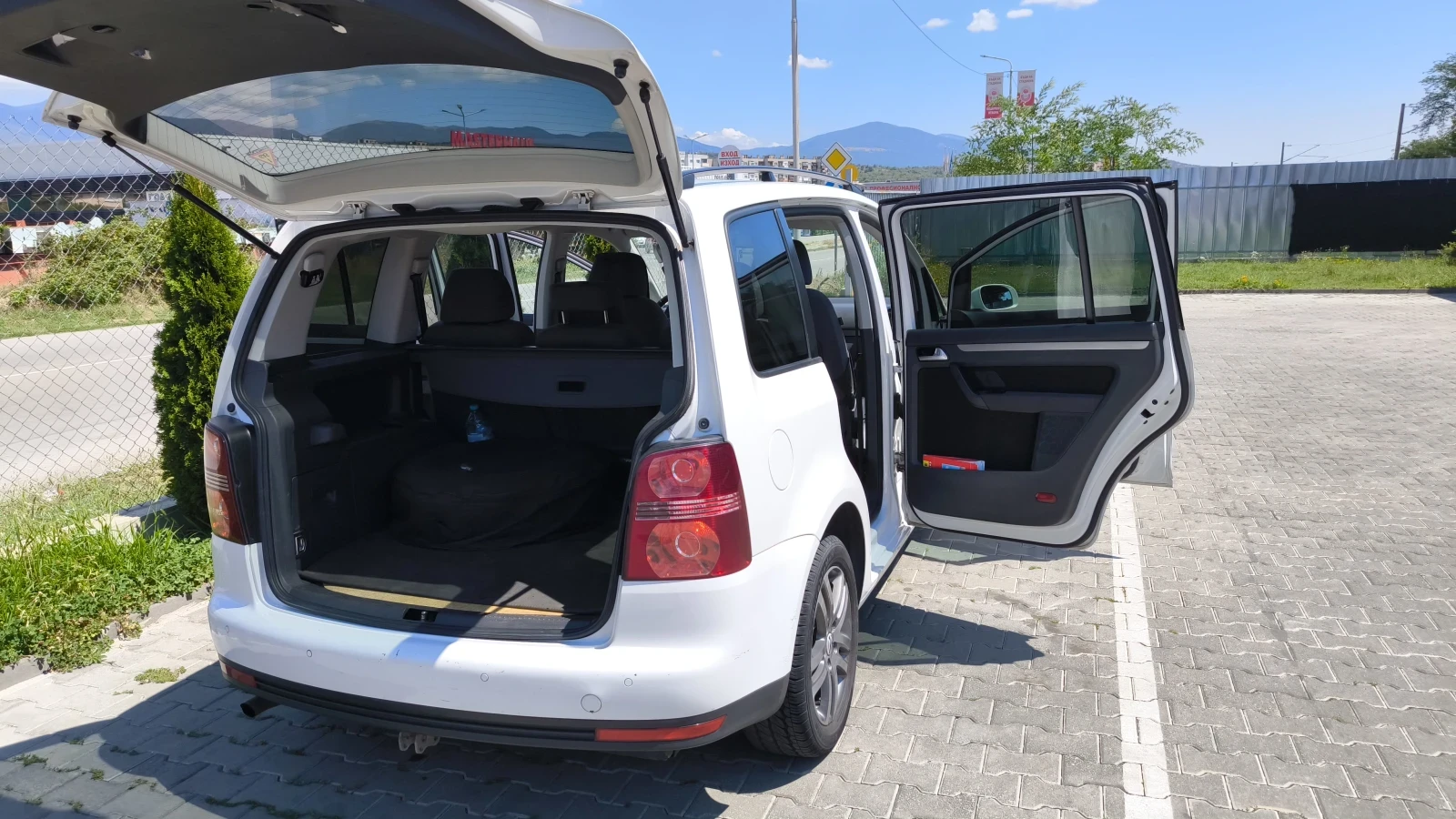 VW Touran  - изображение 5