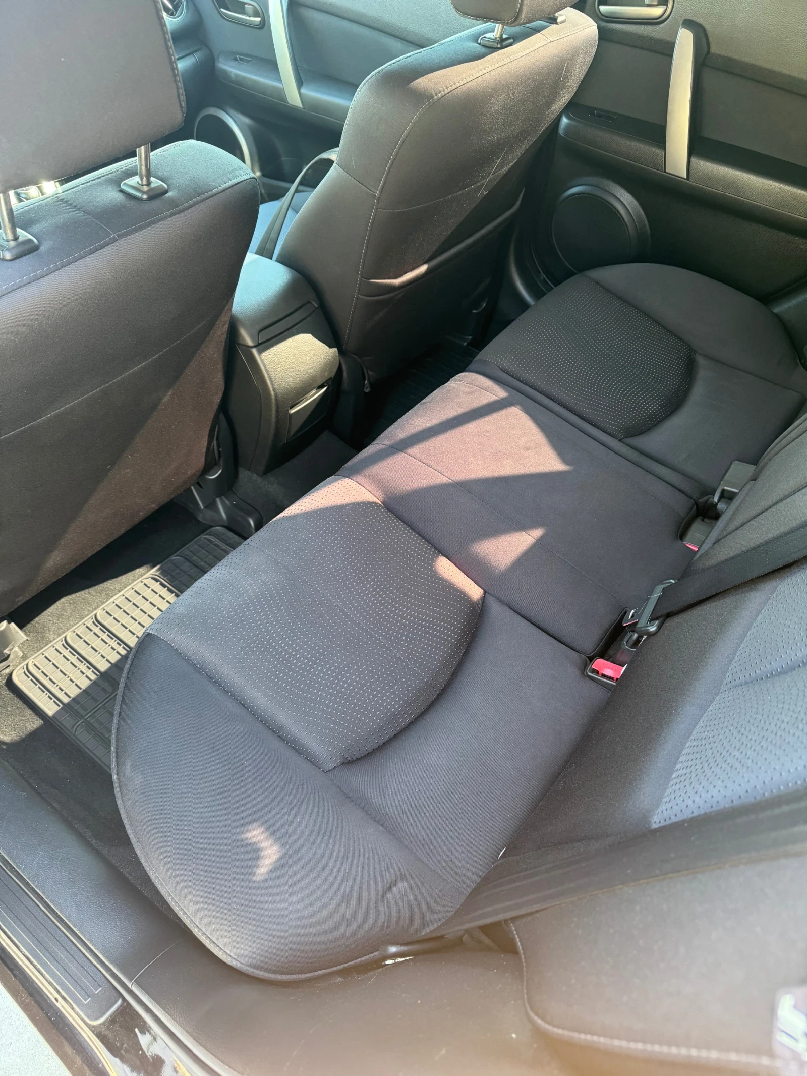 Mazda 6 1.8 - изображение 4