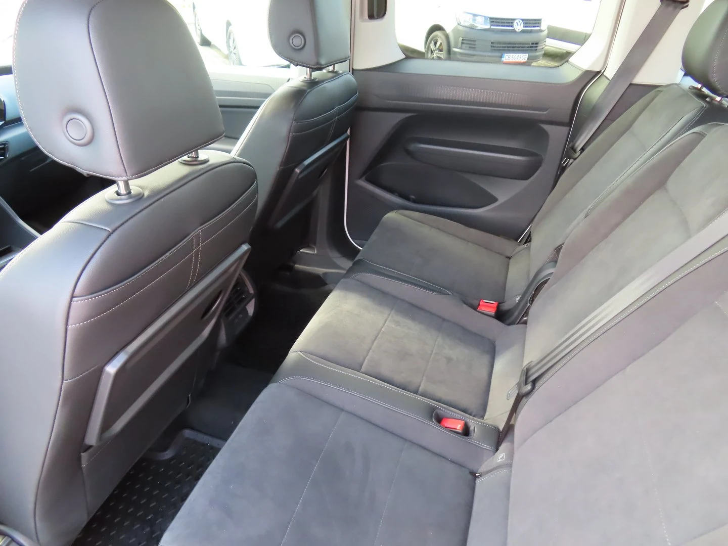 VW Caddy Style TDI 5 ����� | Mobile.bg � ����������� 15