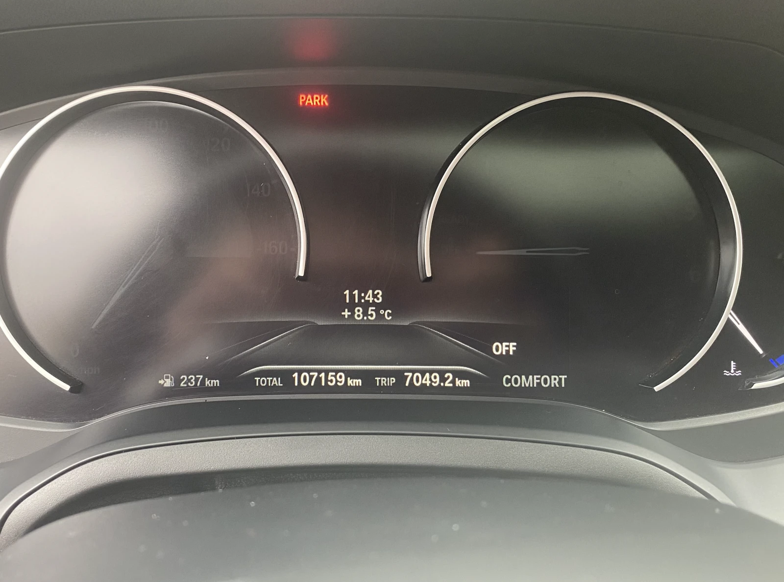 BMW 330 М Пакет, снимка 9 - Автомобили и джипове - 53959825