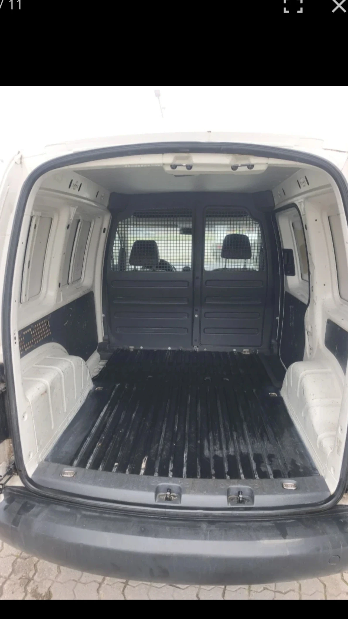 VW Caddy TDI, снимка 2 - Автомобили и джипове - 54030492