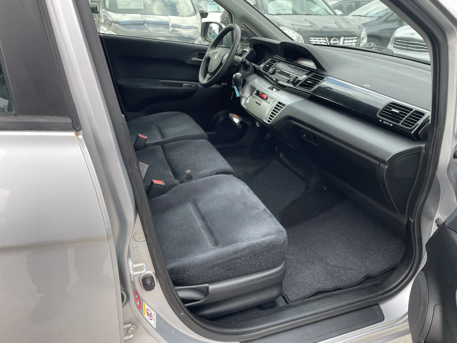 Honda Fr-v 2.0V-tec-154к.с.-ЛИЗИНГ, снимка 14 - Автомобили и джипове - 54149099