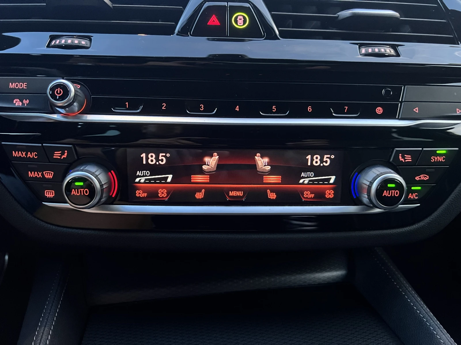 BMW 545 e xDrive LCI M-Sport, снимка 9 - Автомобили и джипове - 54356344