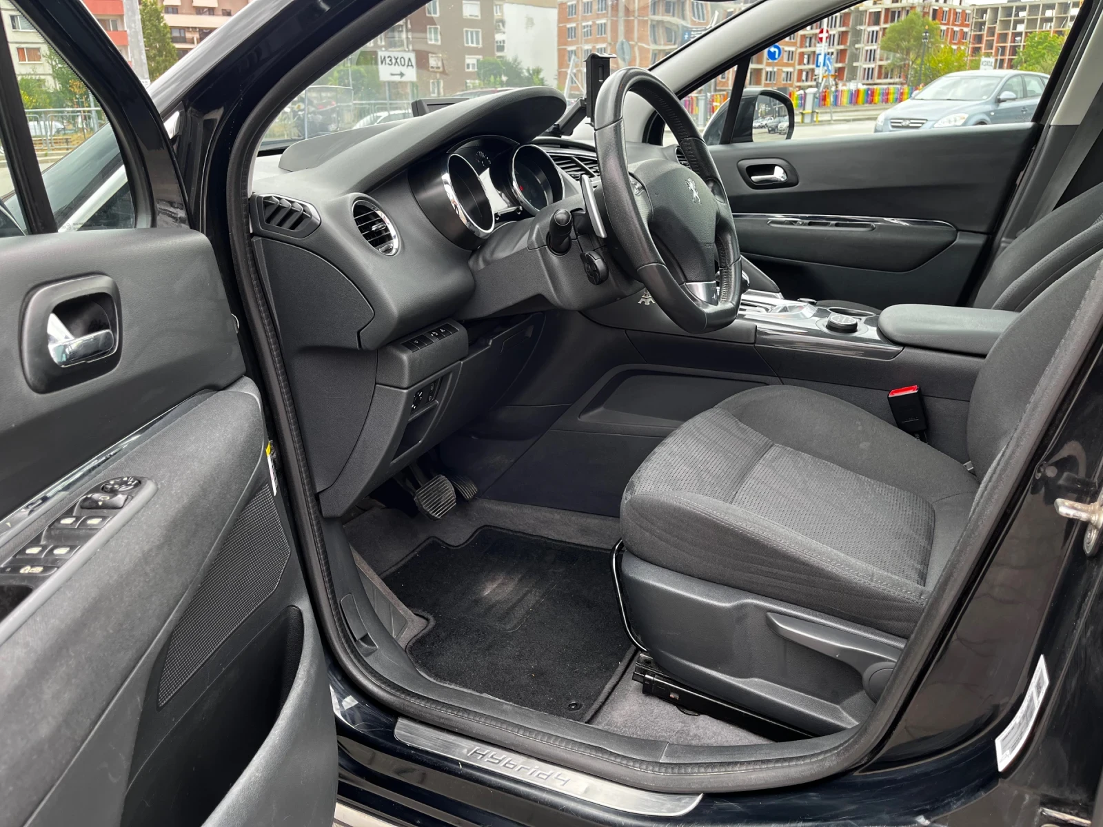 Peugeot 3008 Hybrid4   2.0 HDI (200 к.с.) 4x4, снимка 5 - Автомобили и джипове - 54526597