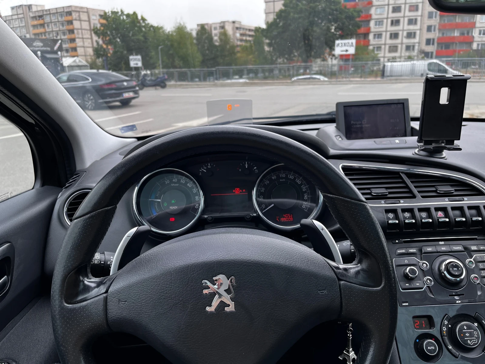 Peugeot 3008 Hybrid4   2.0 HDI (200 к.с.) 4x4, снимка 13 - Автомобили и джипове - 54526597