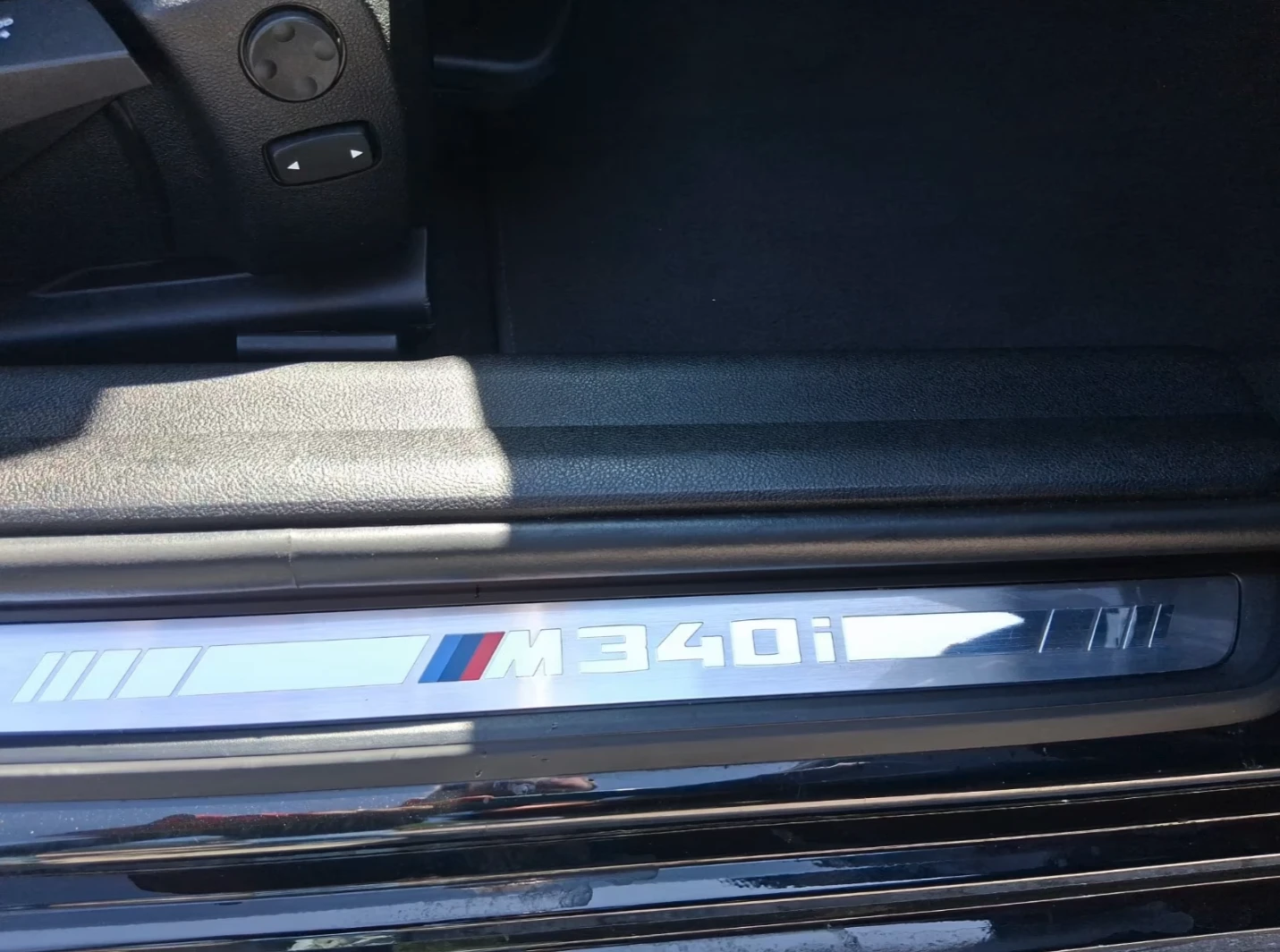 BMW 340 xDrive ПАНОРАМА ВТОРИ КОМПЛЕКТ ДЖАНТИ, снимка 7 - Автомобили и джипове - 55222030