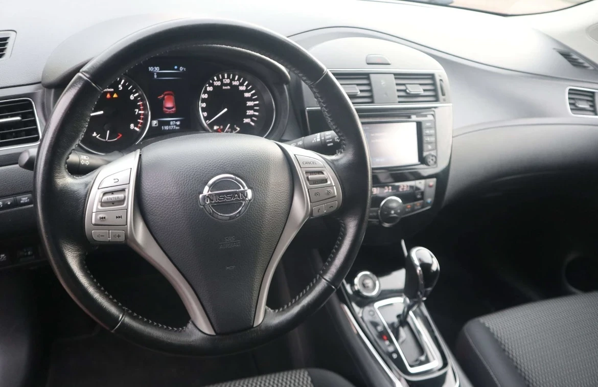 Nissan Pulsar 1.2 Tekna, снимка 5 - Автомобили и джипове - 55941681