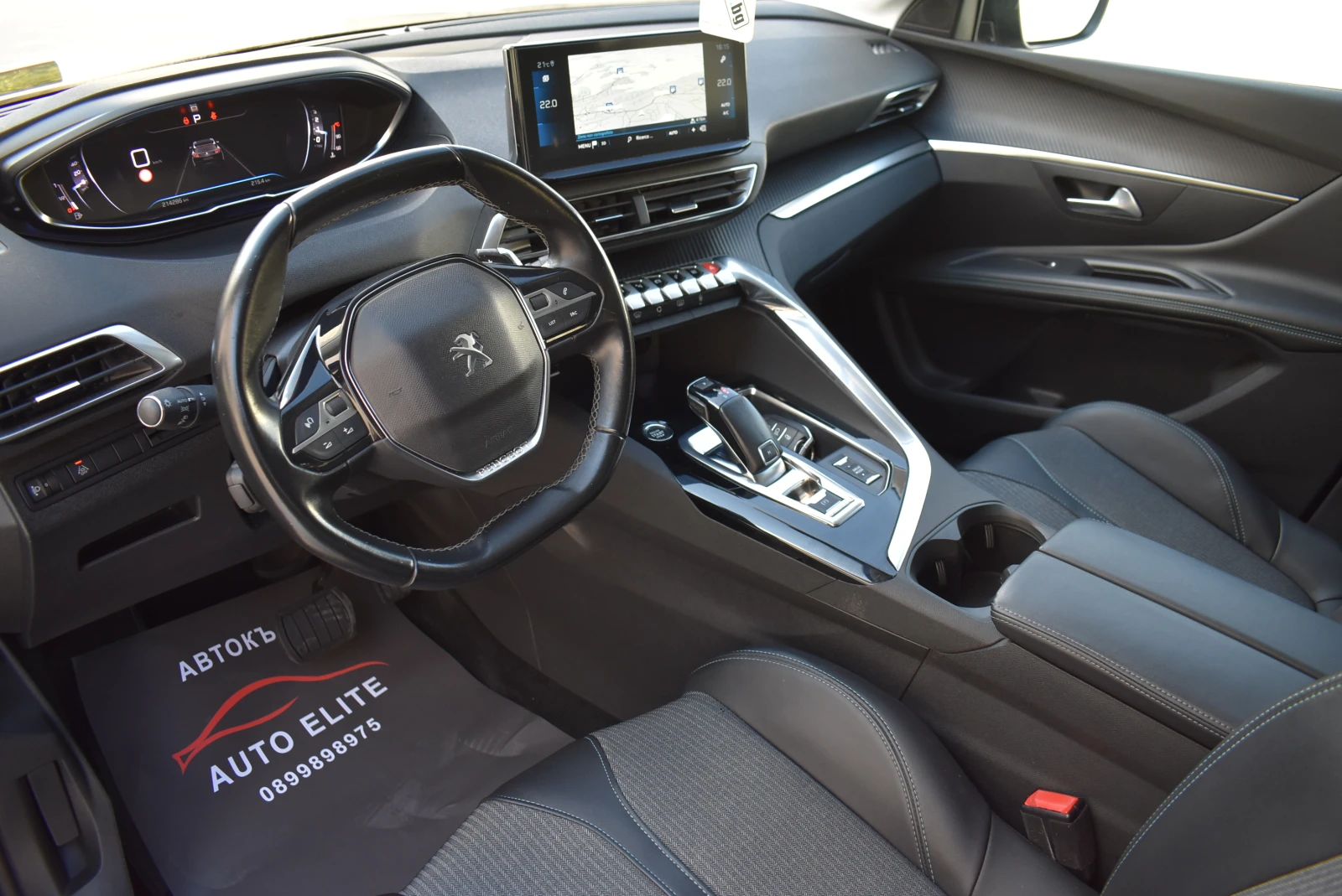 Peugeot 3008 1.5BLUEHDI-FACE-AUTOMAT/EAT8-ALLURE-FULL LED-TOP!!, снимка 9 - Автомобили и джипове - 56216284