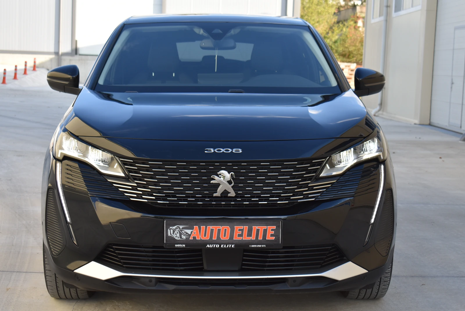 Peugeot 3008 1.5BLUEHDI-FACE-AUTOMAT/EAT8-ALLURE-FULL LED-TOP!!, снимка 8 - Автомобили и джипове - 56216284