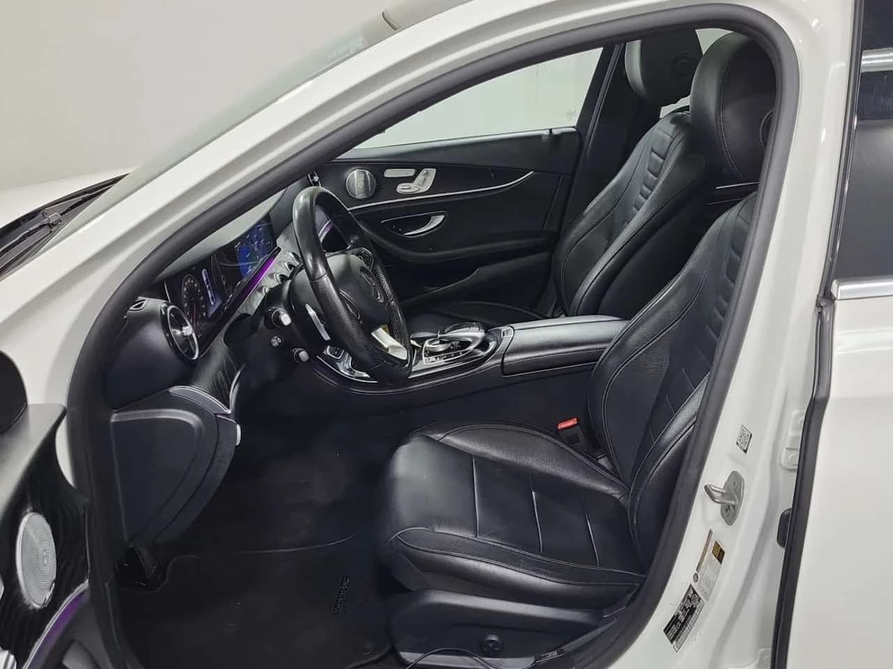 Mercedes-Benz E 400 * 4dr Sdn 4matic * CARFAX *  | Mobile.bg � ����������� 3