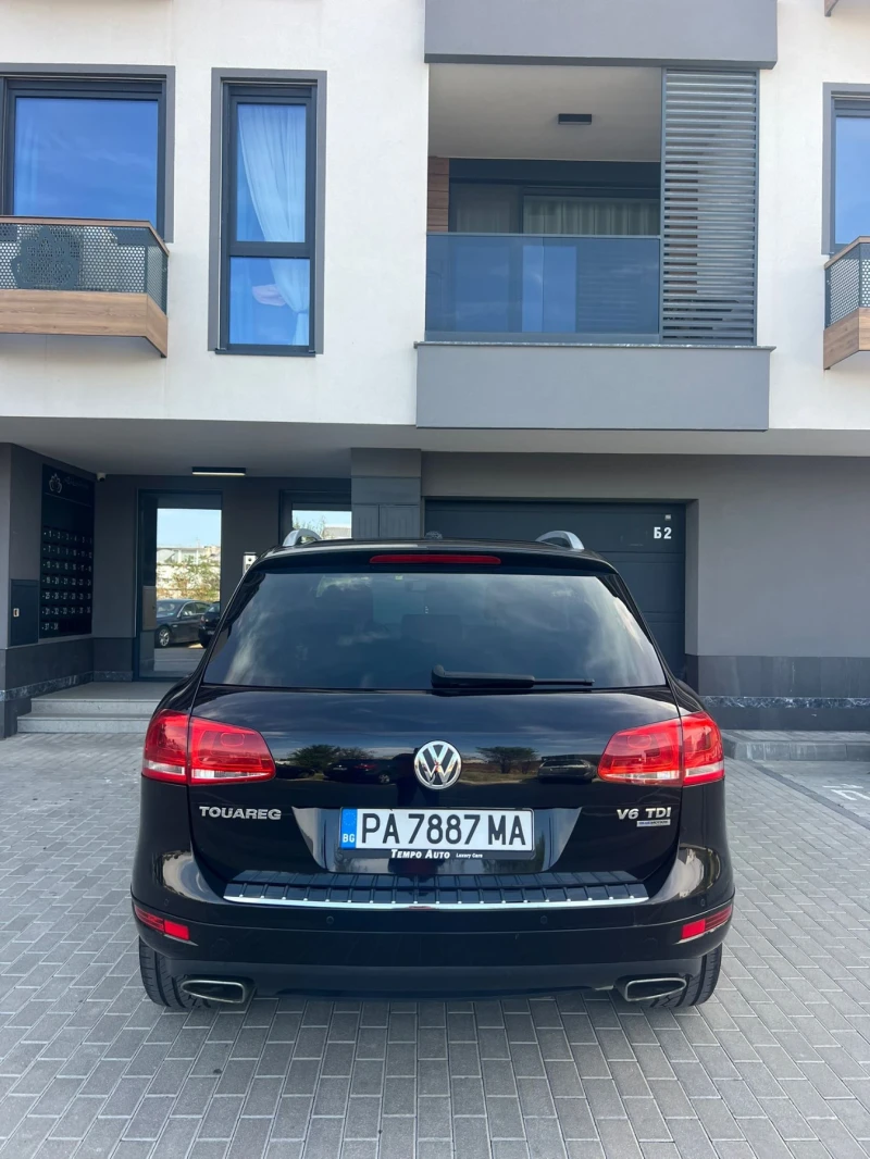 VW Touareg, снимка 8 - Автомобили и джипове - 47313465