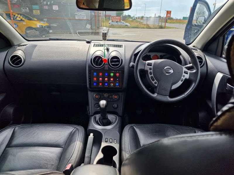 Nissan Qashqai, снимка 7 - Автомобили и джипове - 52510687