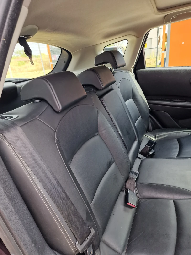 Nissan Qashqai, снимка 9 - Автомобили и джипове - 52510687