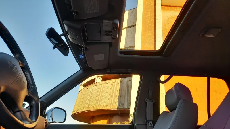 Nissan Pathfinder, снимка 11 - Автомобили и джипове - 52531269