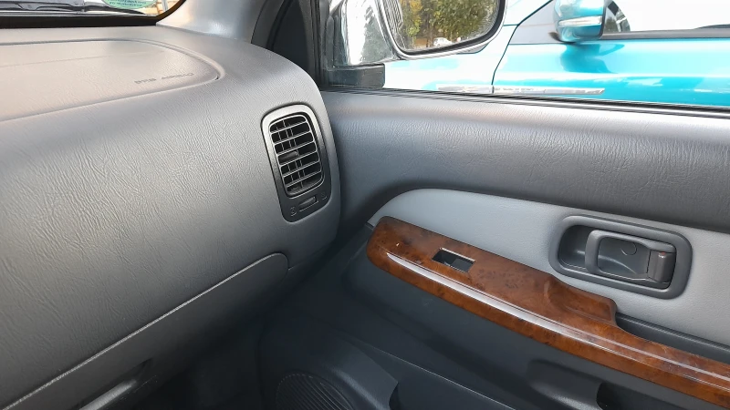 Nissan Pathfinder, снимка 16 - Автомобили и джипове - 52531269