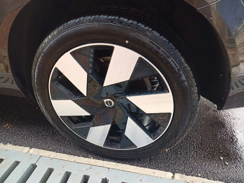 Volvo XC60 T 8, снимка 4 - Автомобили и джипове - 52680768