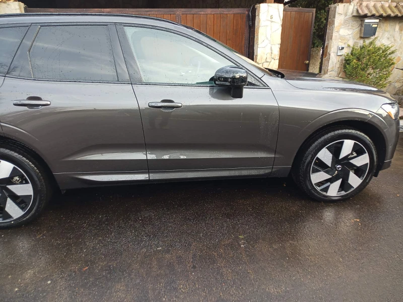 Volvo XC60 T 8, снимка 2 - Автомобили и джипове - 52680768