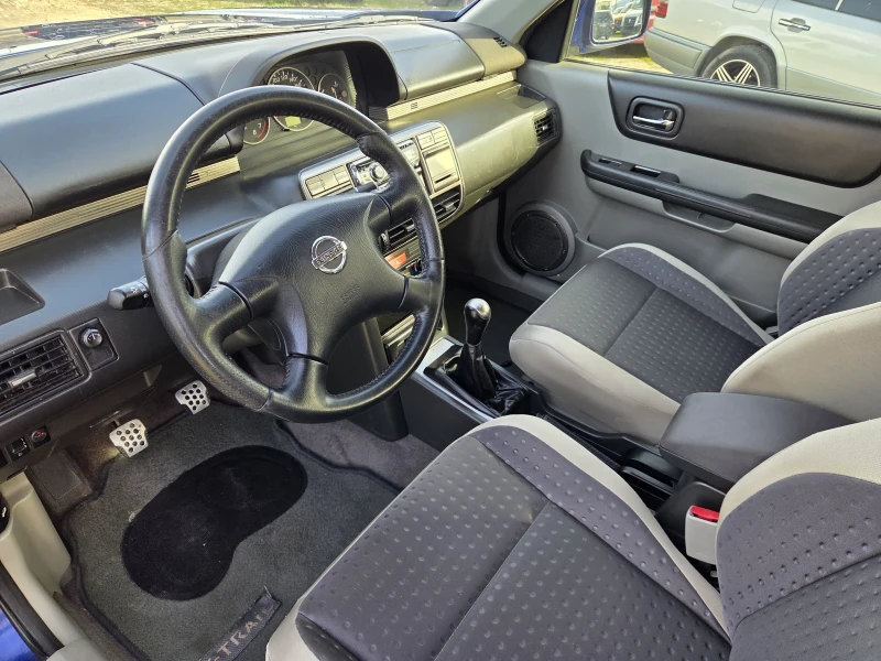 Nissan X-trail 2.0i , снимка 7 - Автомобили и джипове - 53536803