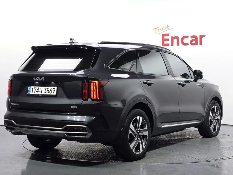 Kia Sorento HEV 1.6 2WD| DIST| 360| НАДУВАНЕ| ПАМЕТ| ОБДУХ, снимка 2 - Автомобили и джипове - 55736733