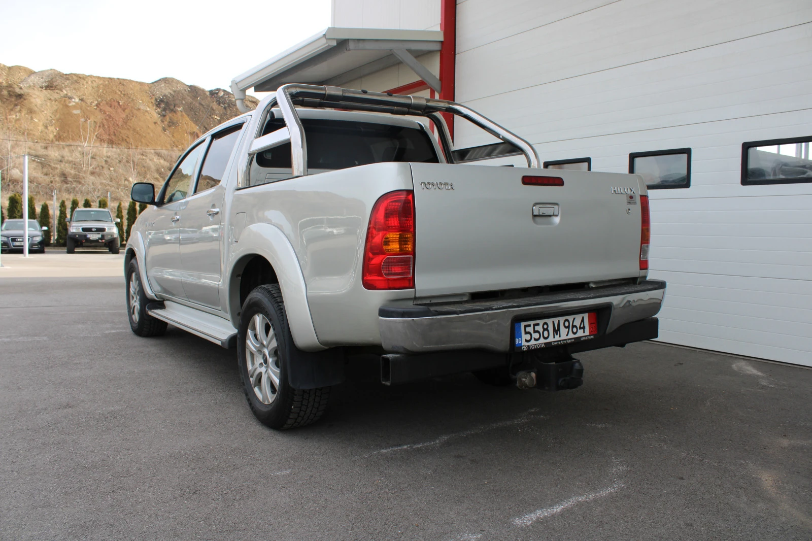 Toyota Hilux 3.0D4D - изображение 7