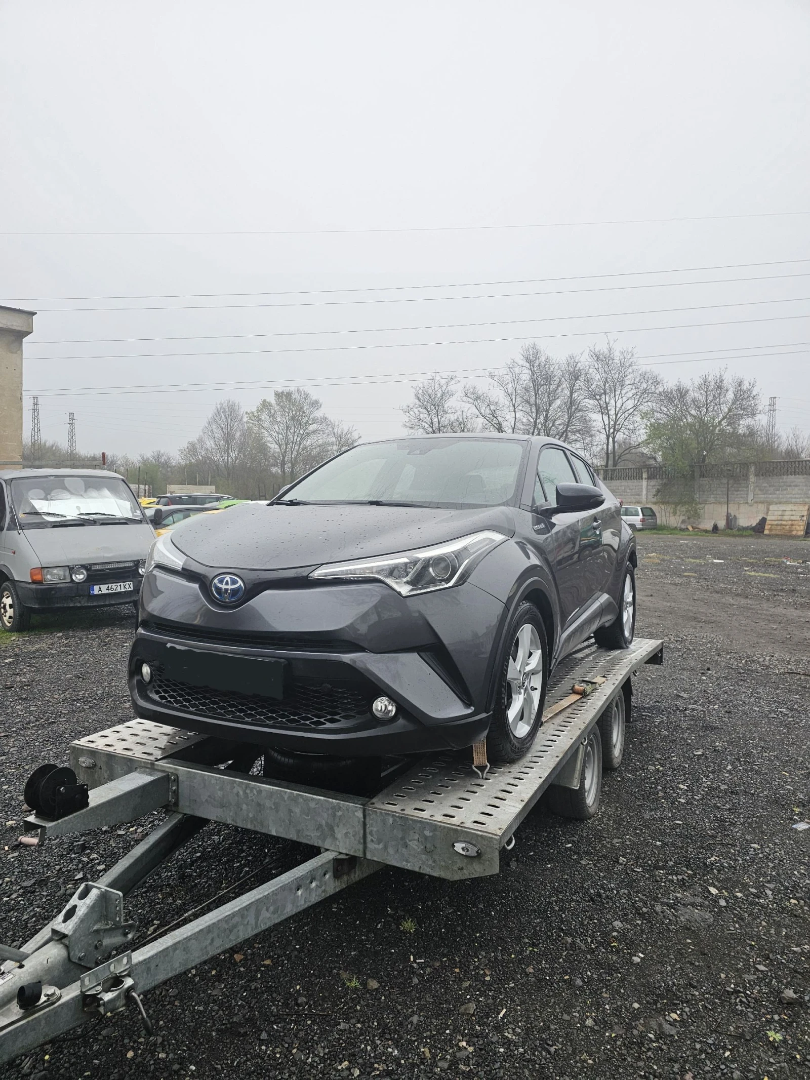Toyota C-HR 1.8 hybrid - изображение 2