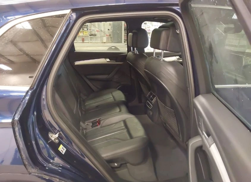 Audi Q5 TECHNIK / S-LINE / ДИГ.ТАБЛО / ПАНО / ПОДГРЕВИ - изображение 10