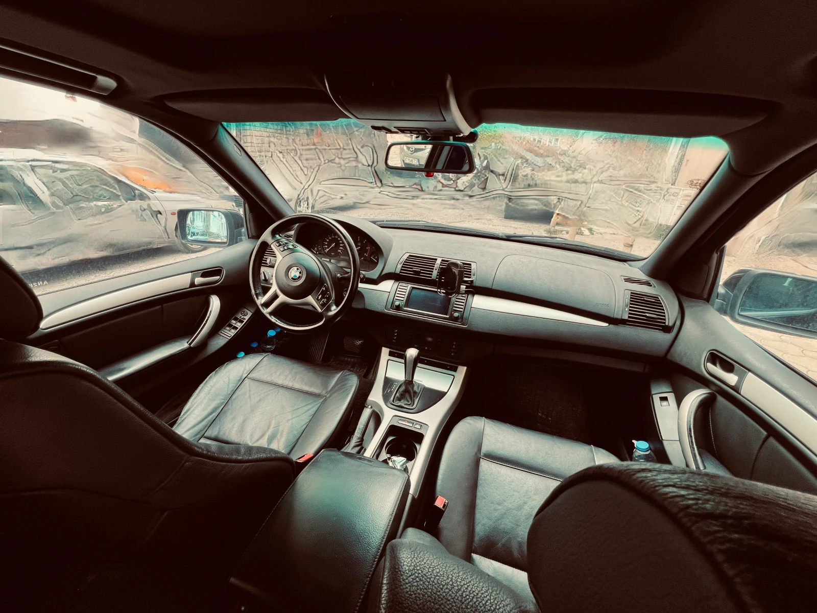 BMW X5 3.0d Comfort seats Camera Air susp. Пълна история, снимка 11 - Автомобили и джипове - 53906805