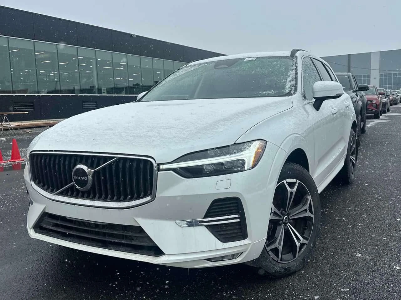 Volvo XC60 Momentum  CARFAX
