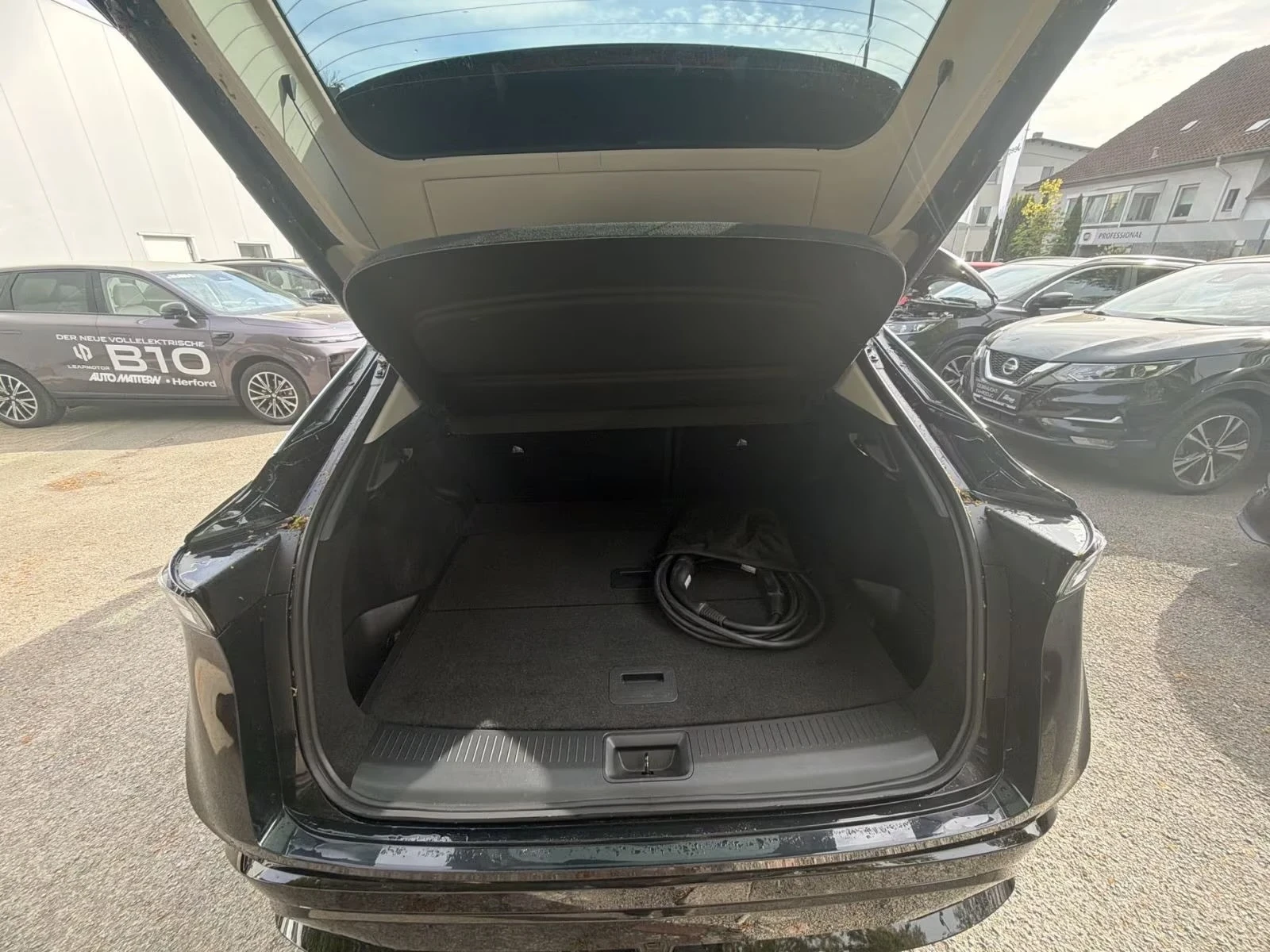 Nissan Ariya 360* DISTRONIC HUD Winter Package Keyless PANO B/S | Mobile.bg � ����������� 8