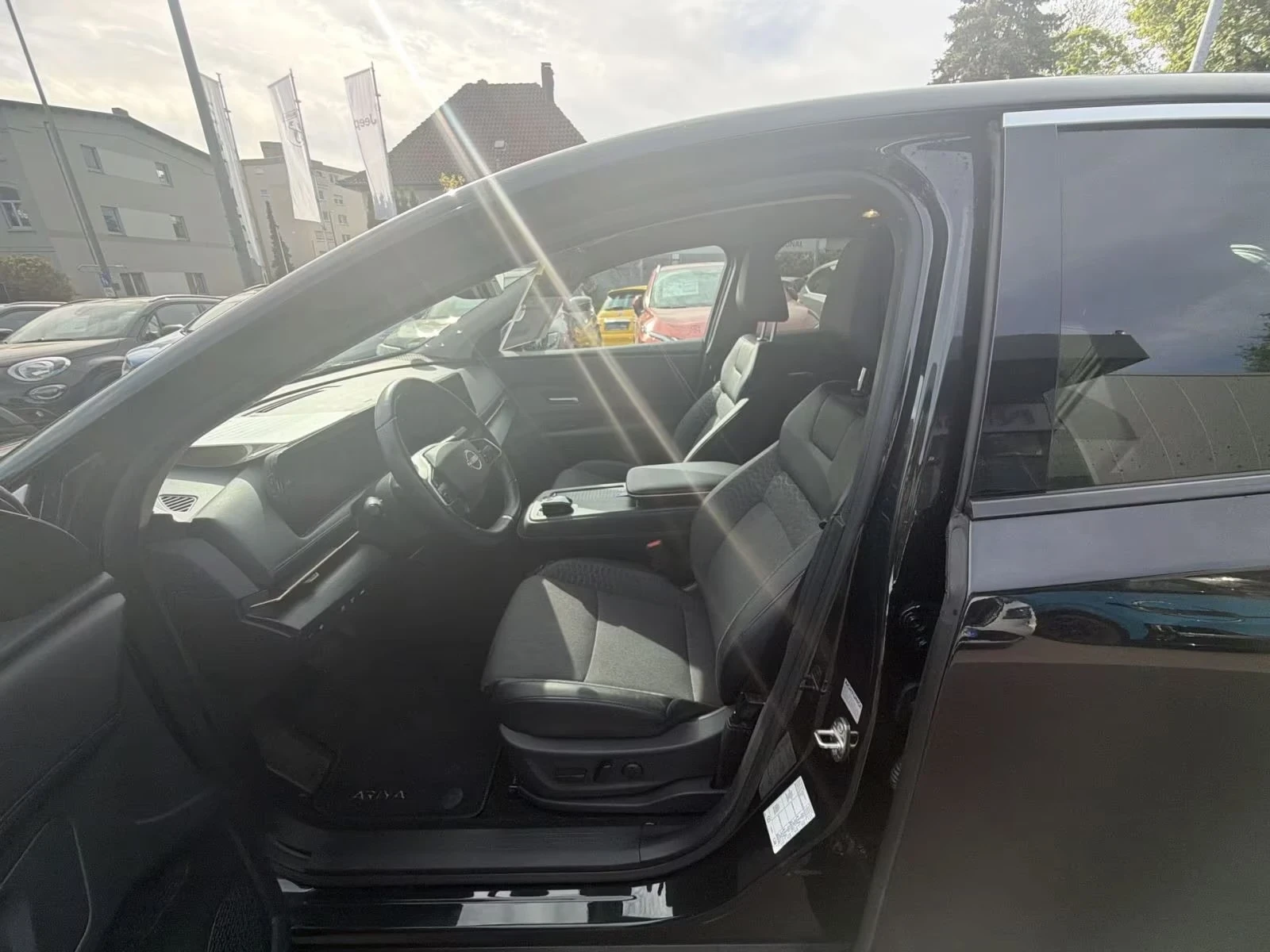 Nissan Ariya 360* DISTRONIC HUD Winter Package Keyless PANO B/S | Mobile.bg � ����������� 10