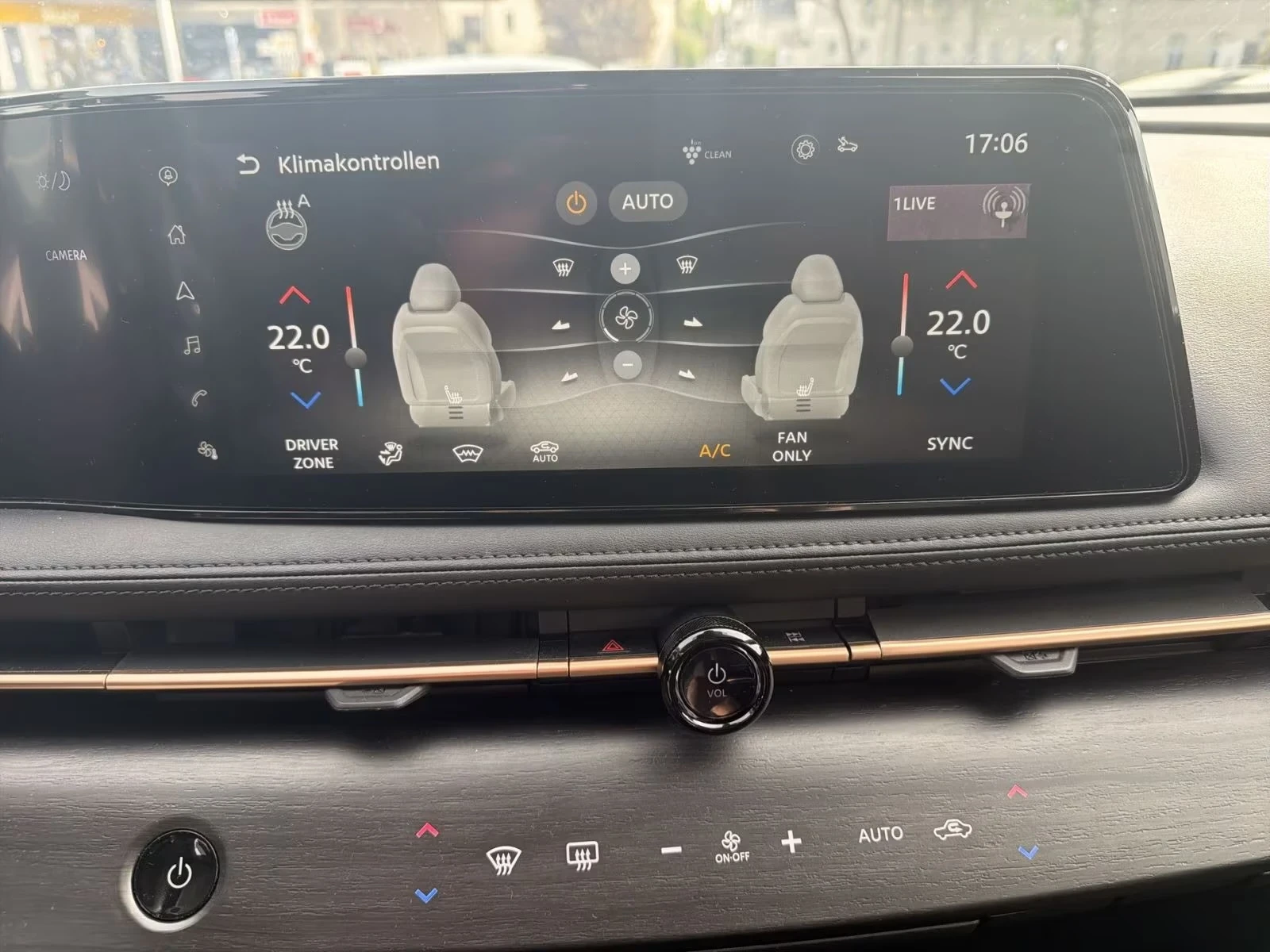Nissan Ariya 360* DISTRONIC HUD Winter Package Keyless PANO B/S | Mobile.bg � ����������� 15