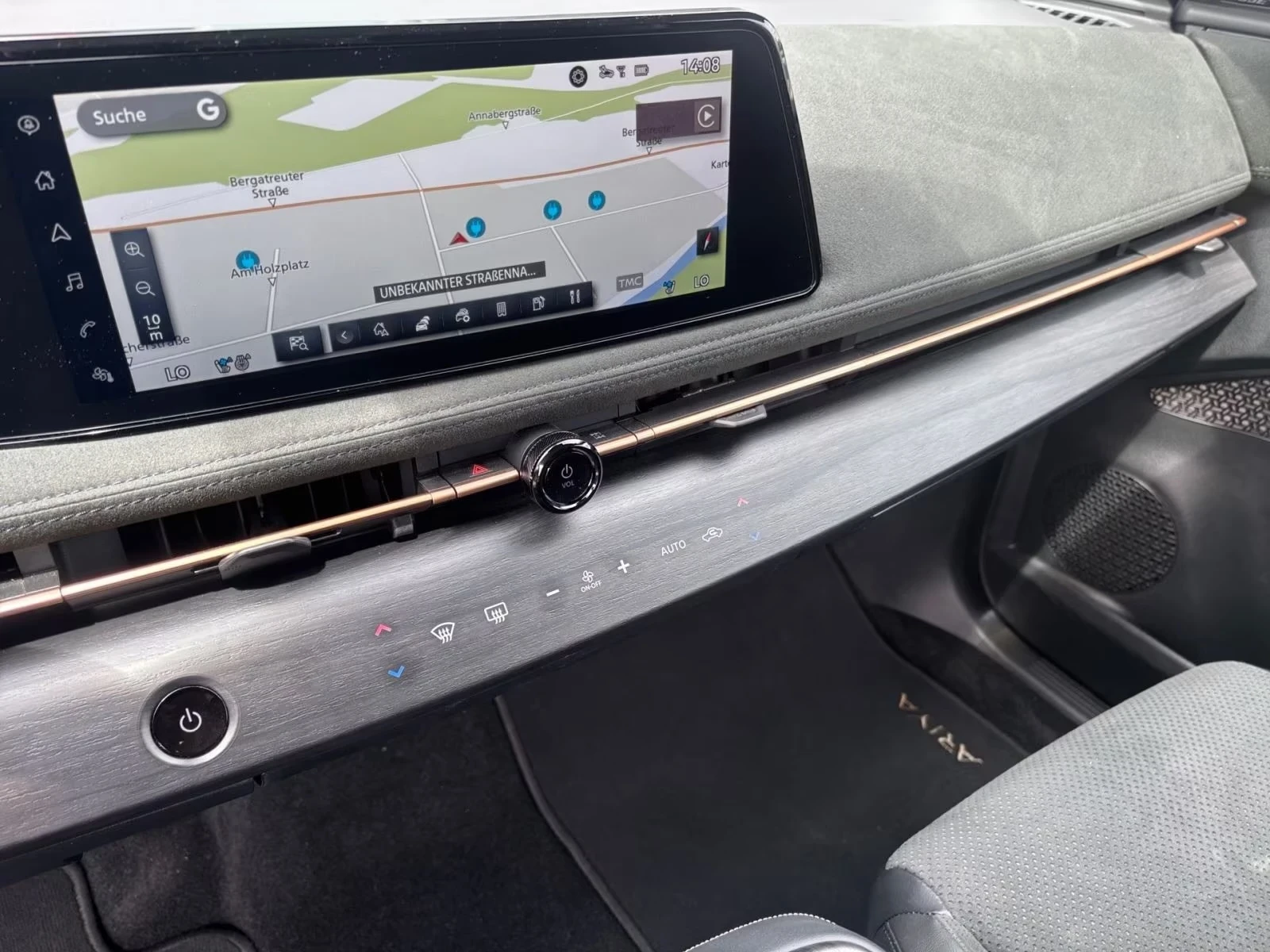Nissan Ariya Evolve Pack 87kwh 360 Matrix DIST HUD PANO S/V W/P, снимка 12 - Автомобили и джипове - 55715566