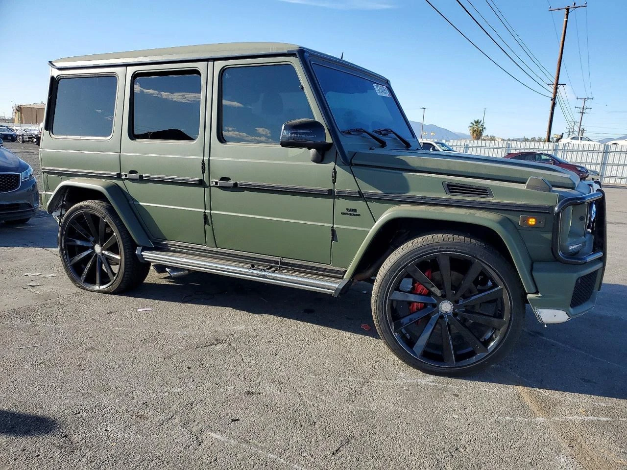 Mercedes-Benz G 63 AMG DISTRONIC| HARMAN| ОБДУХ| ACTIVE SEAT , снимка 4 - Автомобили и джипове - 54823064