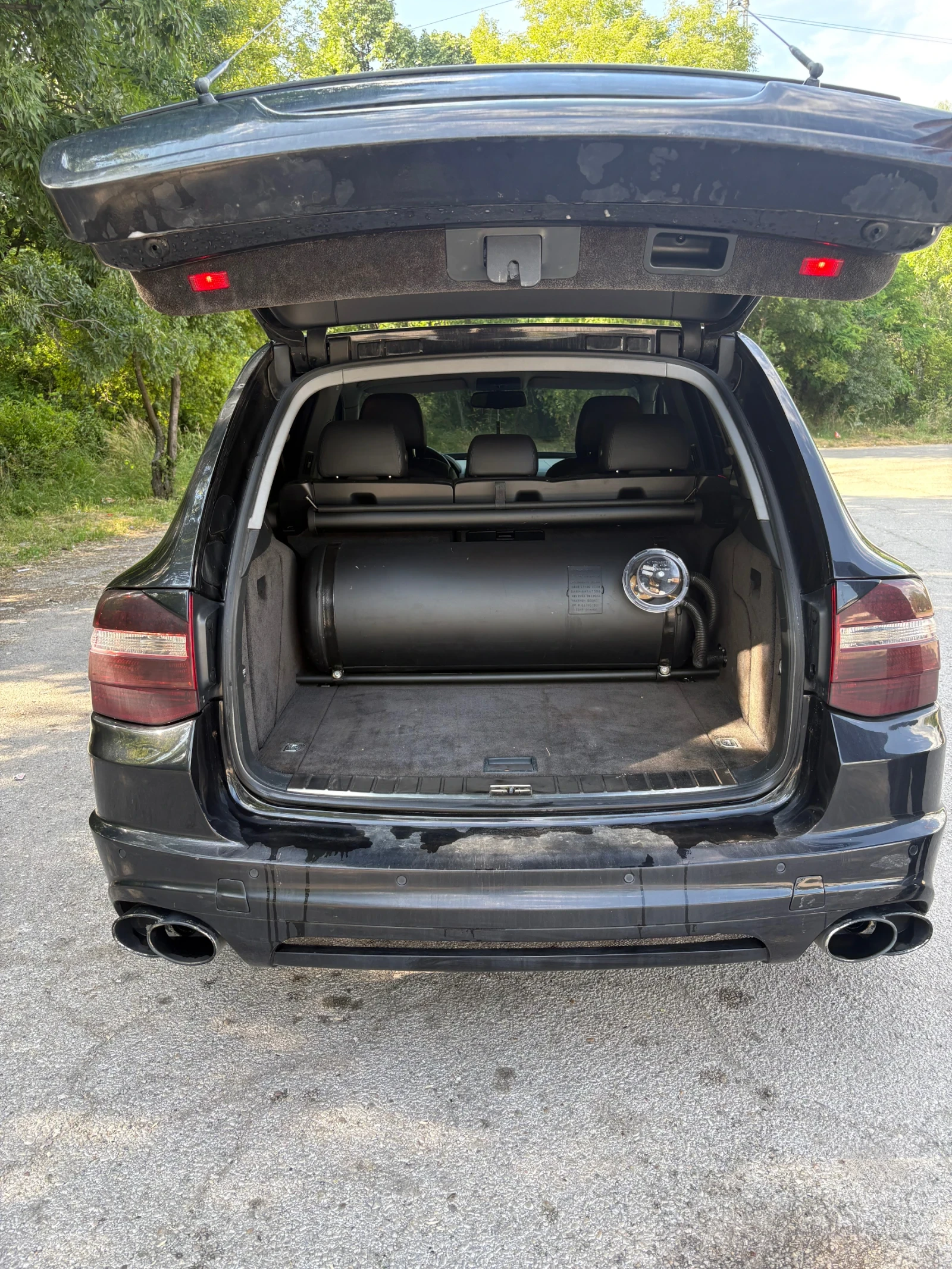 Porsche Cayenne, снимка 16 - Автомобили и джипове - 54981530